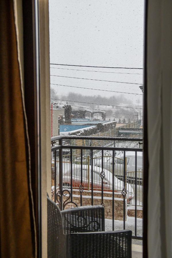Семеен Хотел При Вергил Sapareva Banya Exterior foto